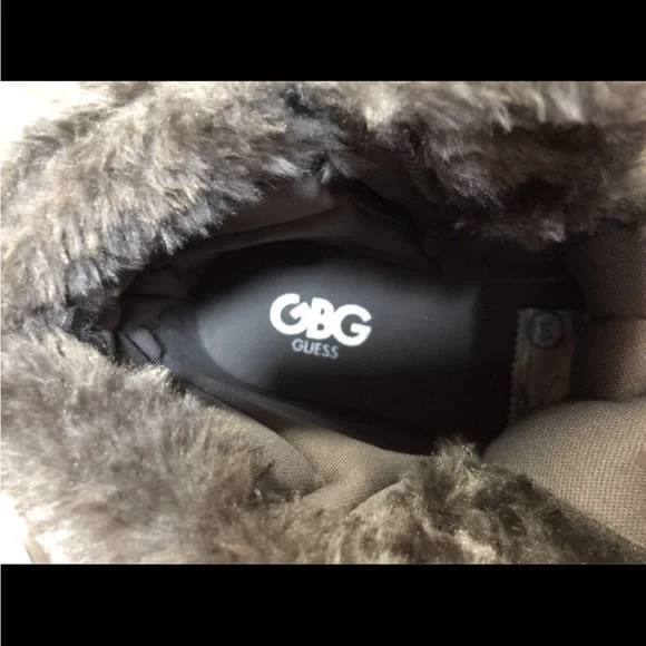 GBG Los Angeles sneakers by Guess NWOT - Picture 7 of 9